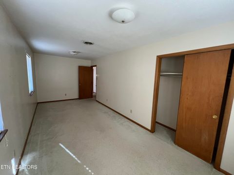 Tiny photo for 978 Camp St, Wartburg, TN 37887 (MLS # 1330879)