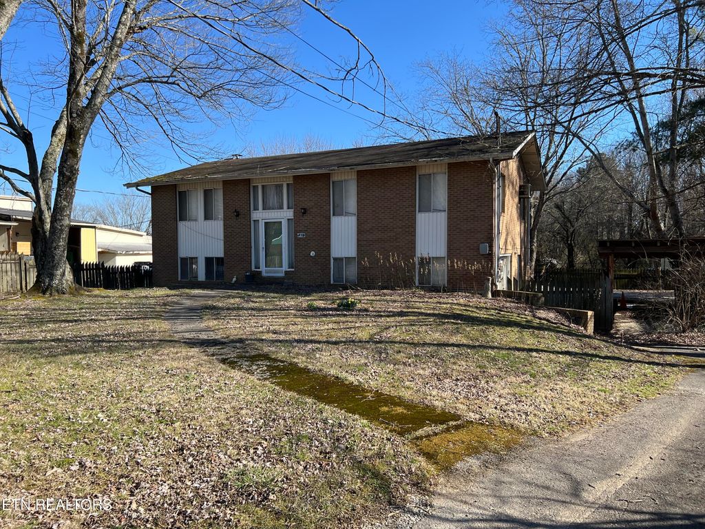 Photo of 978 Camp St, Wartburg, TN 37887 (MLS # 1330879)