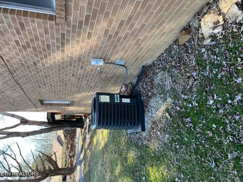 Tiny photo for 978 Camp St, Wartburg, TN 37887 (MLS # 1330879)