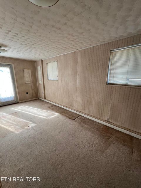 Tiny photo for 978 Camp St, Wartburg, TN 37887 (MLS # 1330879)