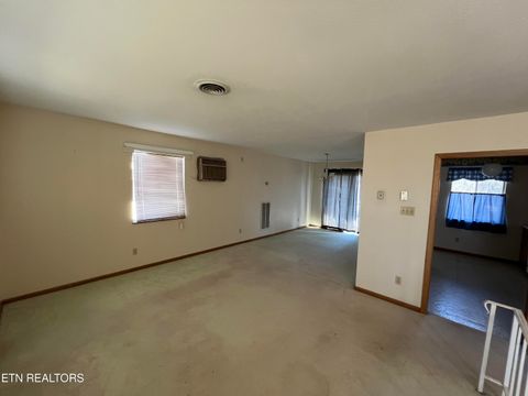 Tiny photo for 978 Camp St, Wartburg, TN 37887 (MLS # 1330879)