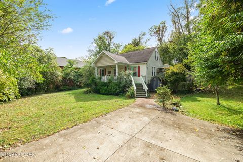 Photo of 103 Proffitt St, Cookeville, TN 38501 (MLS # 1318215)