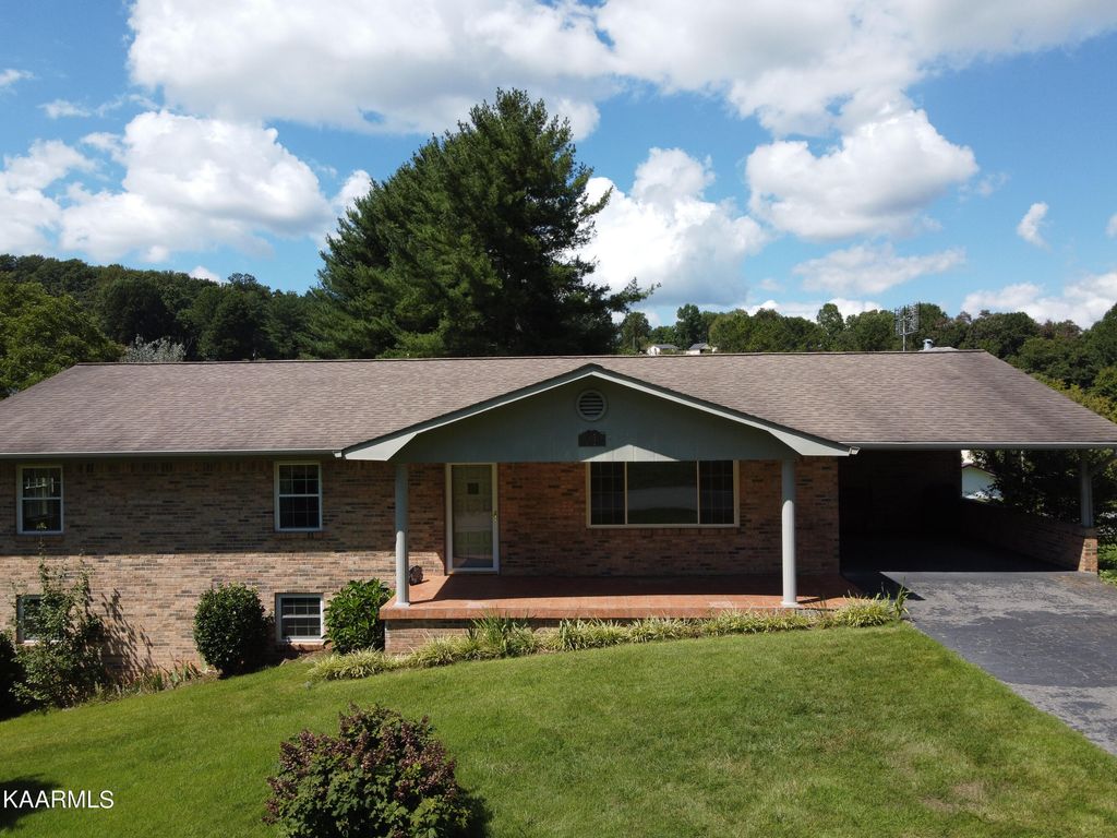 Photo of 150 Norris Dr. Drive, Tazewell, TN 37879 (MLS # 1205685)