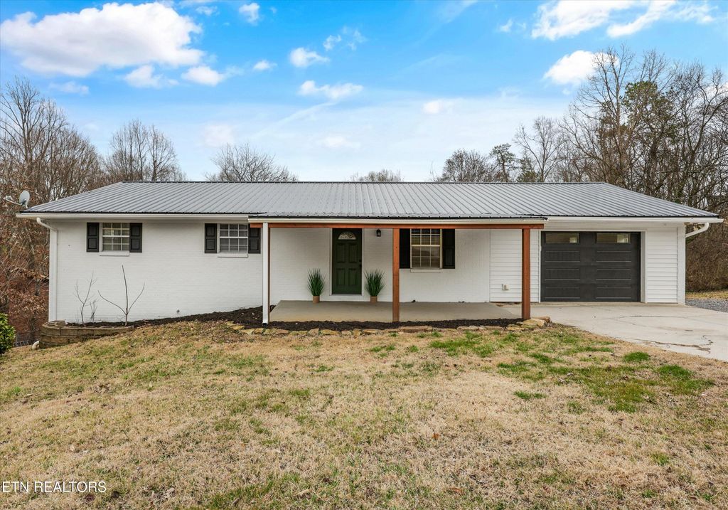 Photo of 3037 Marvin Circle, Maryville, TN 37803 (MLS # 1318863)