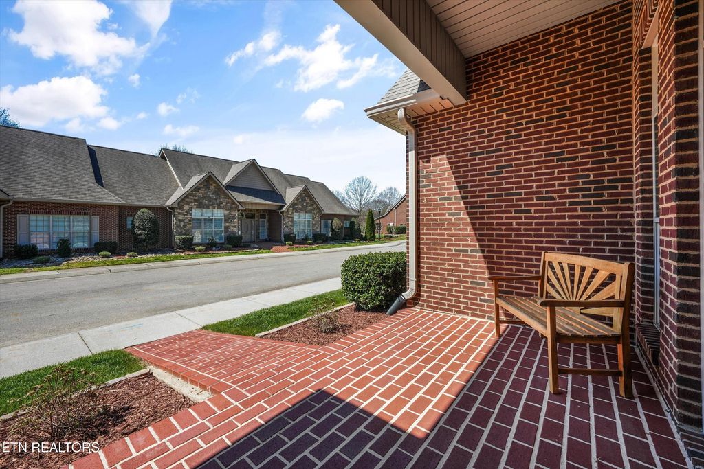 Photo of 430 Savannah Village Drive, Maryville, TN 37803 (MLS # 1334139)