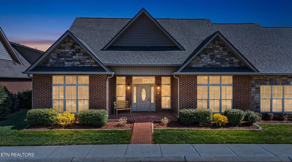 Photo of 430 Savannah Village Drive, Maryville, TN 37803 (MLS # 1334139)