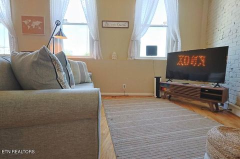 Tiny photo for 105 W Jackson Ave #11, Knoxville, TN 37902 (MLS # 1322339)
