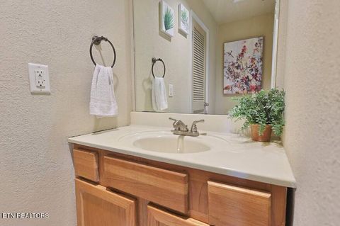 Tiny photo for 105 W Jackson Ave #11, Knoxville, TN 37902 (MLS # 1322339)