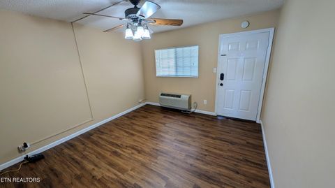 Tiny photo for 510 14Th St #301, Knoxville, TN 37916 (MLS # 1328042)