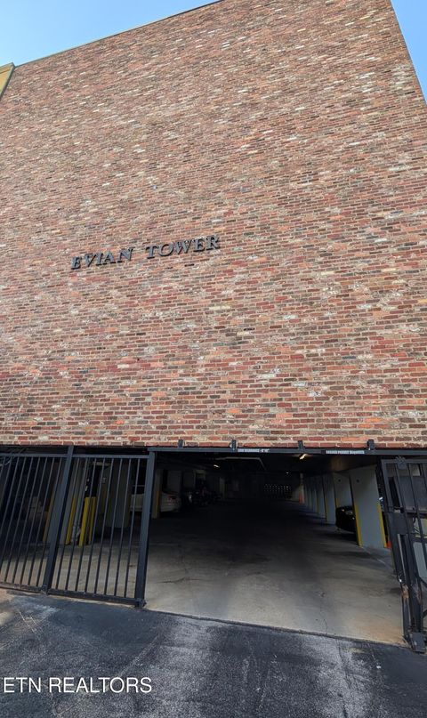 Tiny photo for 510 14Th St #301, Knoxville, TN 37916 (MLS # 1328042)