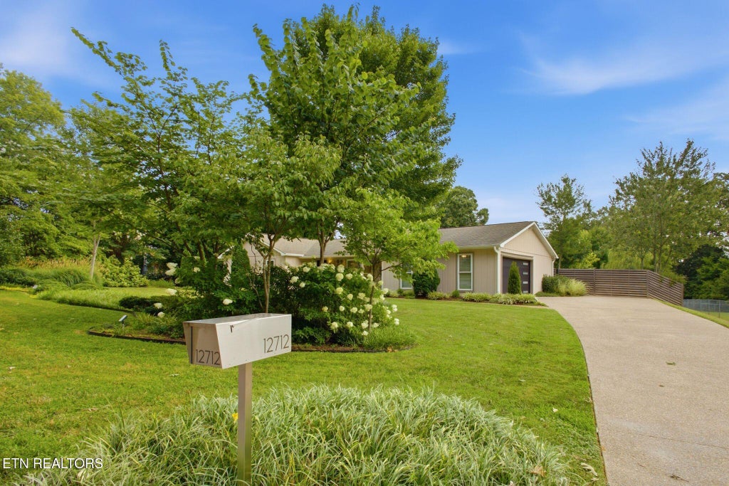 Photo of 12712 Pony Express Drive, Knoxville, TN 37934 (MLS # 1349250)