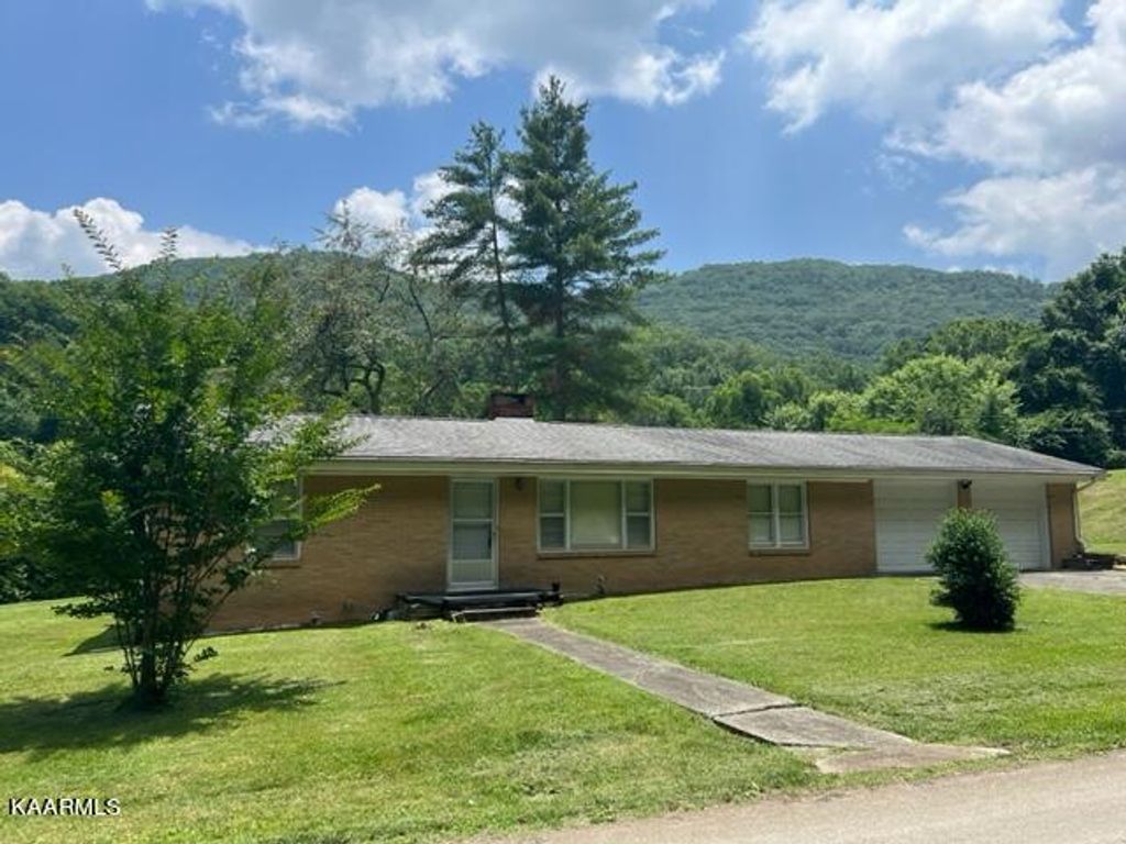 Photo of 4738 Nebo Rd, Walland, TN 37886 (MLS # 1231860)