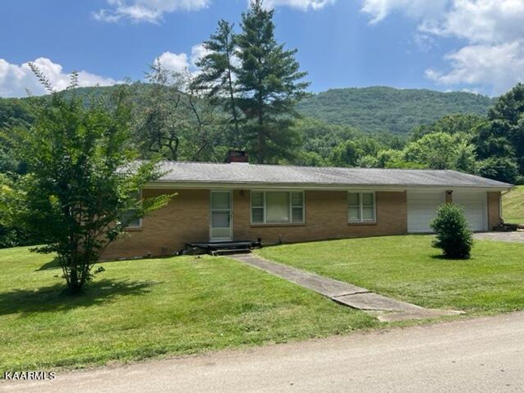 Photo of 4738 Nebo Rd, Walland, TN 37886 (MLS # 1231860)
