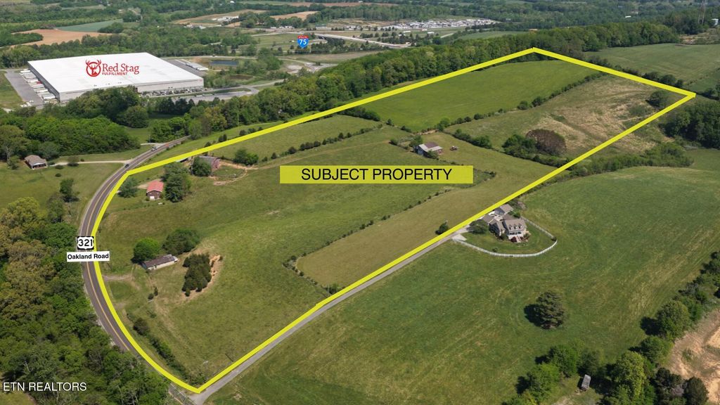 Photo of 442 Oakland Rd, Sweetwater, TN 37874 (MLS # 1339160)