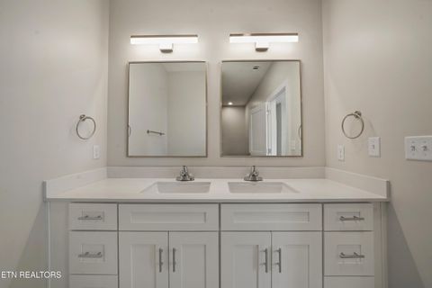 Tiny photo for 327 W Summit Hill Drive #614, Knoxville, TN 37902 (MLS # 1335687)