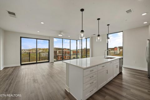 Tiny photo for 327 W Summit Hill Drive #614, Knoxville, TN 37902 (MLS # 1335687)