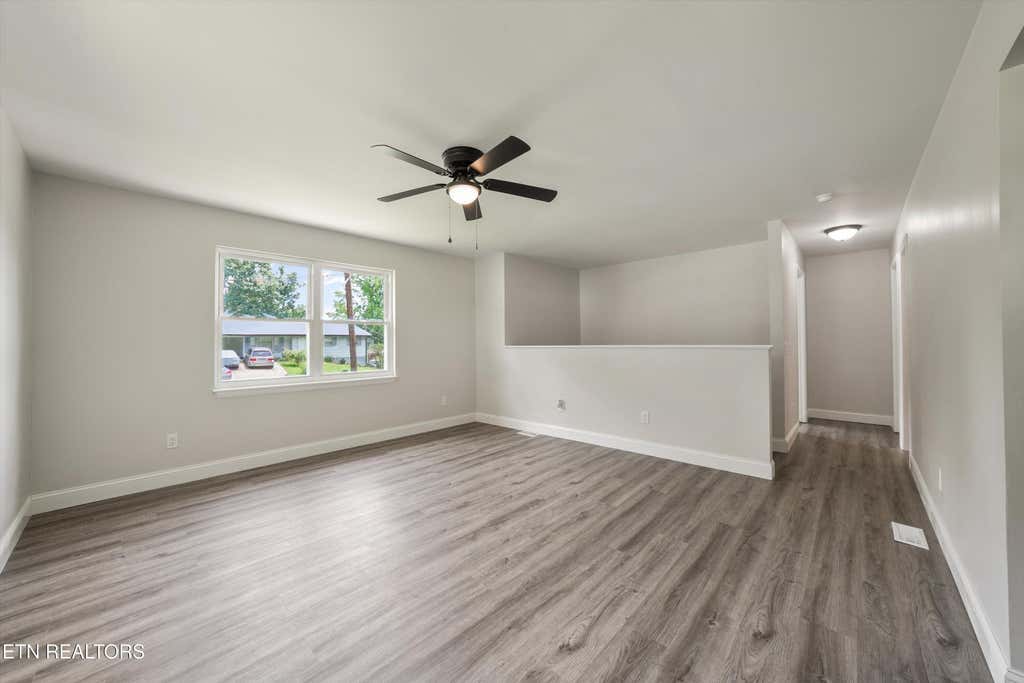 Photo of 503 Martin Luther King, Jr., Drive, Rockwood, TN 37854 (MLS # 1345029)