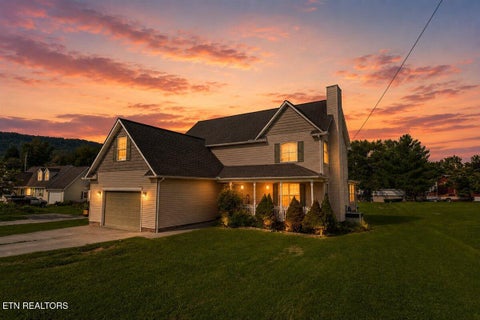 Photo of 356 Elkins Rd, Jacksboro, TN 37757 (MLS # 1352715)