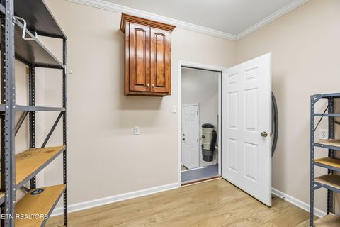 Tiny photo for 611 Calvin St, Kingston, TN 37763 (MLS # 1333909)