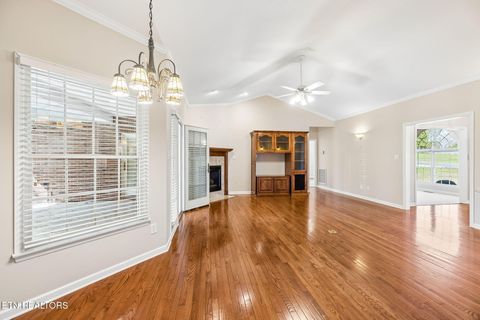 Tiny photo for 611 Calvin St, Kingston, TN 37763 (MLS # 1333909)