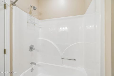 Tiny photo for 611 Calvin St, Kingston, TN 37763 (MLS # 1333909)