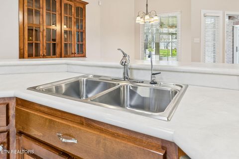 Tiny photo for 611 Calvin St, Kingston, TN 37763 (MLS # 1333909)