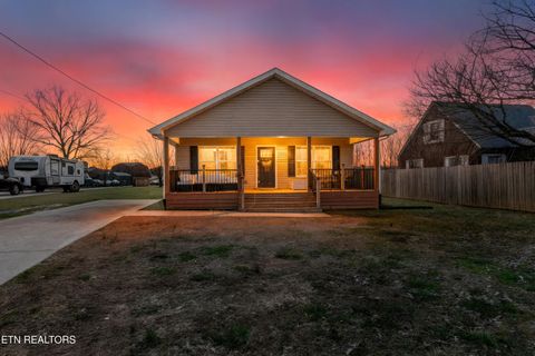 Photo of 503 Englewood Rd, Madisonville, TN 37354 (MLS # 1330144)
