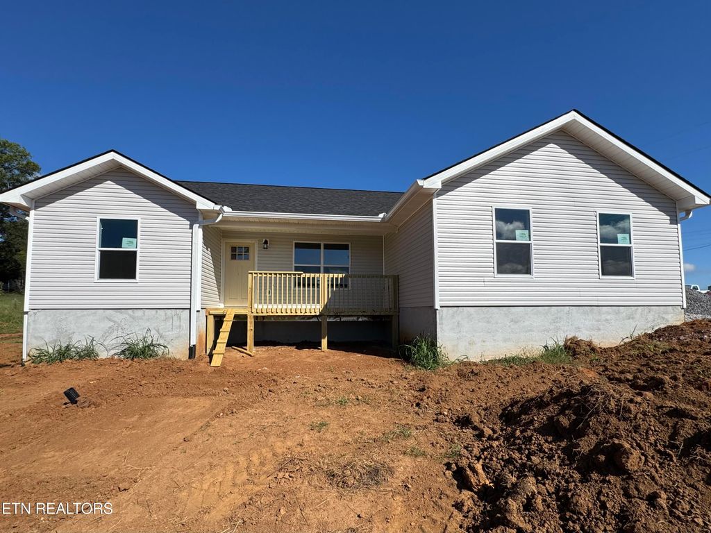 Photo of 109 Ogle Drive, Sweetwater, TN 37874 (MLS # 1317171)