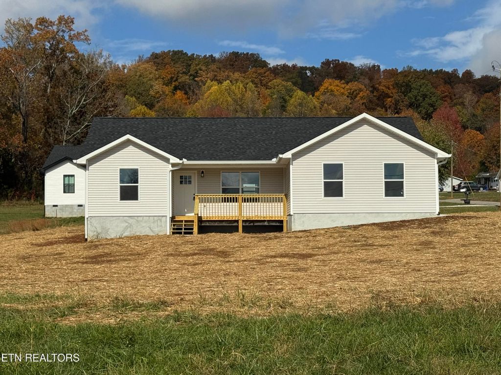 Photo of 109 Ogle Drive, Sweetwater, TN 37874 (MLS # 1317171)