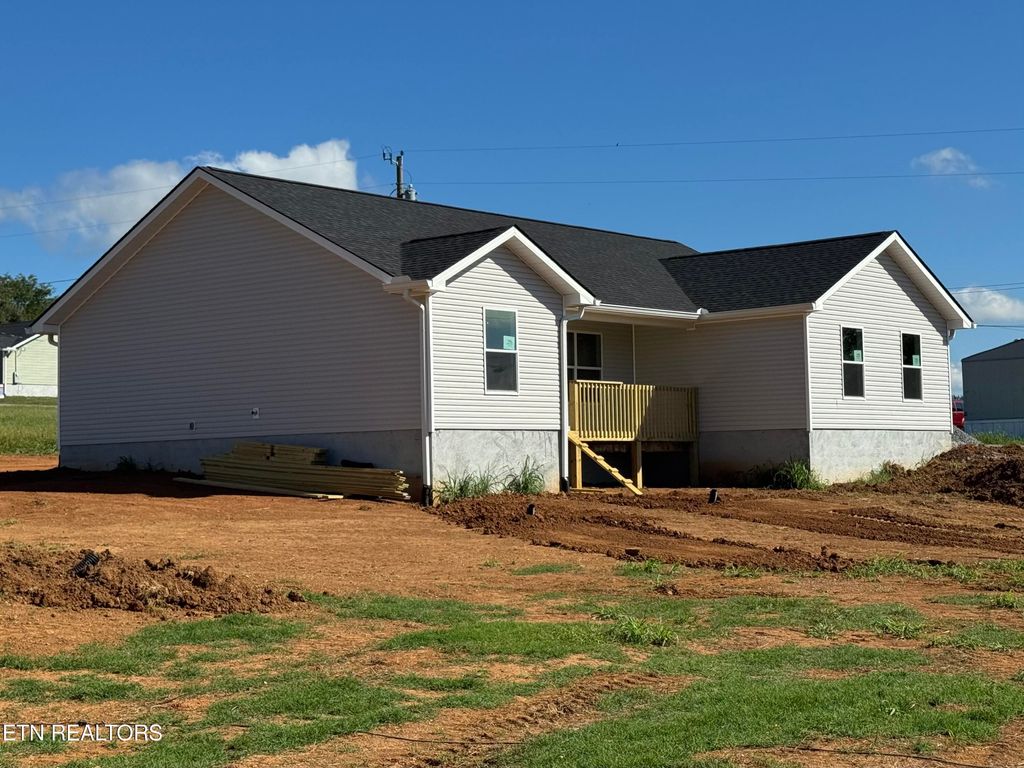 Photo of 109 Ogle Drive, Sweetwater, TN 37874 (MLS # 1317171)