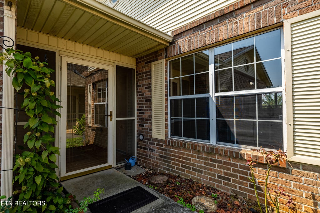 Photo of 1722 Colony Square Drive, Maryville, TN 37801 (MLS # 1351903)