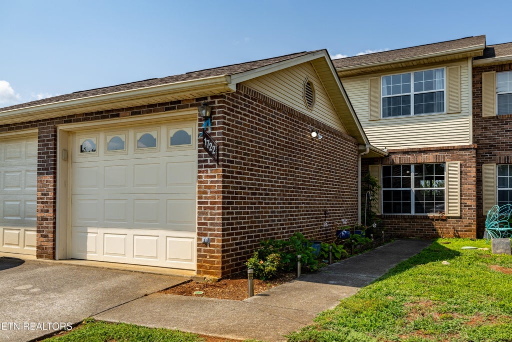 Photo of 1722 Colony Square Drive, Maryville, TN 37801 (MLS # 1351903)