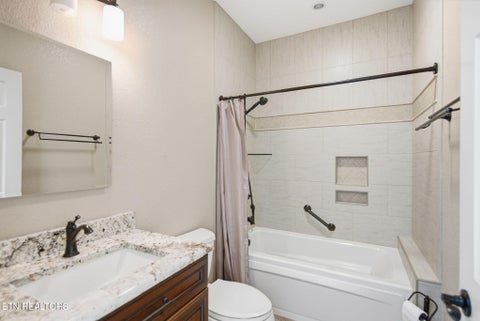 Tiny photo for 212 Kiyuga Lane, Loudon, TN 37774 (MLS # 1346752)