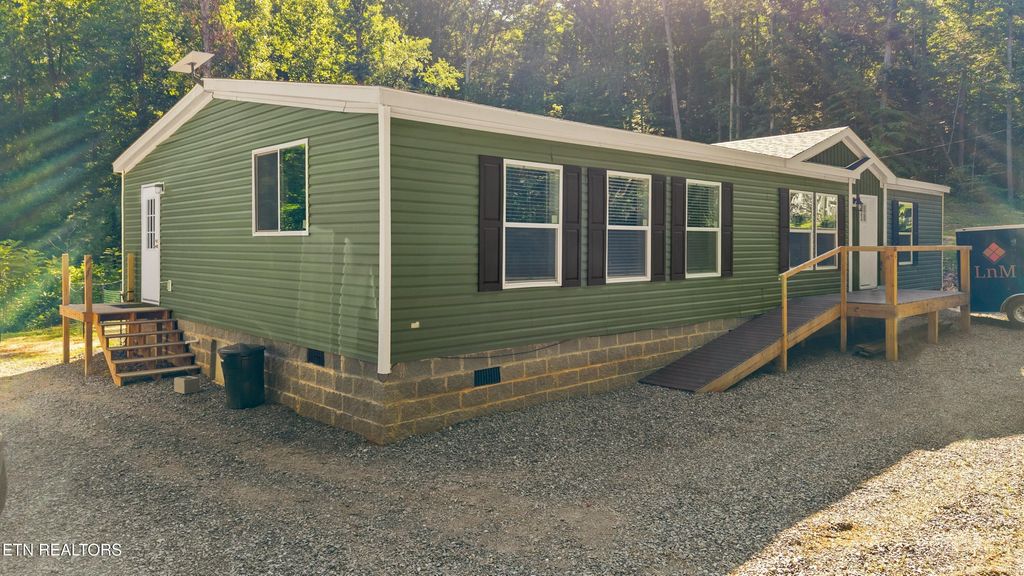 Photo of 858 Sleepy Hollow Road RD, Newport, TN 37821 (MLS # 1344693)