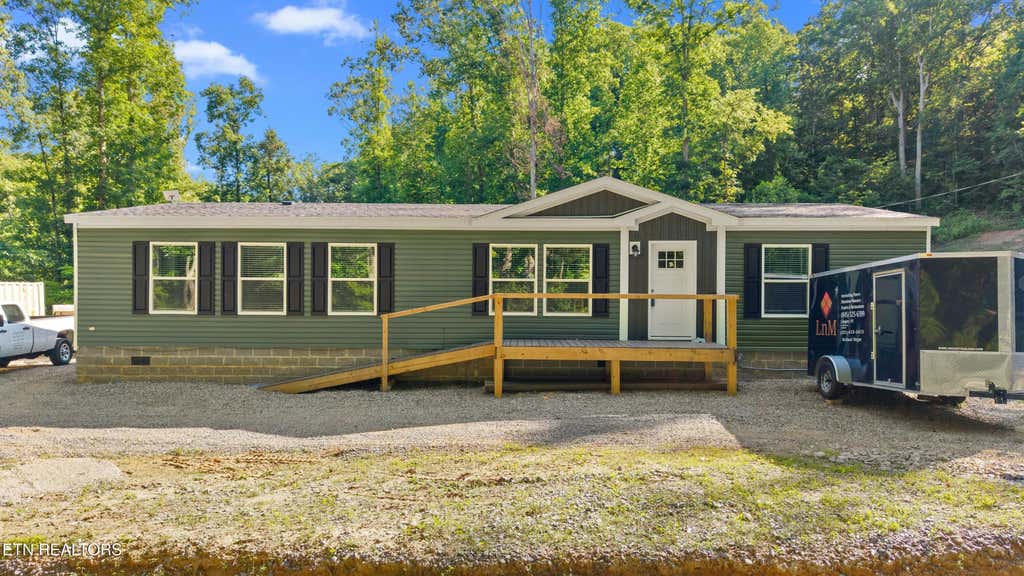 Photo of 858 Sleepy Hollow Road RD, Newport, TN 37821 (MLS # 1344693)