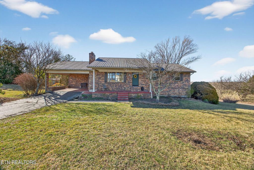 Photo of 25 Hillendale Acres Lane, Crossville, TN 38572 (MLS # 1330972)