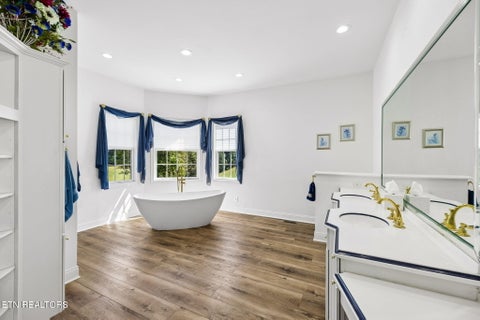 Tiny photo for 1089 Dogwood Rd, Tazewell, TN 37879 (MLS # 1357755)