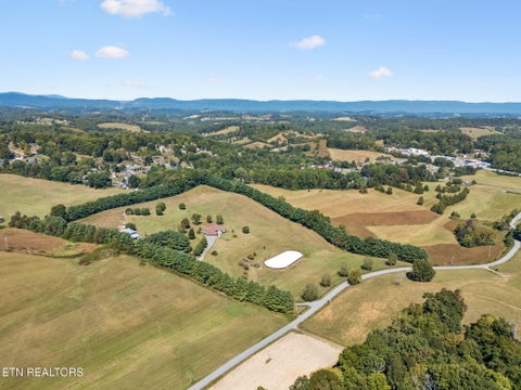 Tiny photo for 1089 Dogwood Rd, Tazewell, TN 37879 (MLS # 1357755)