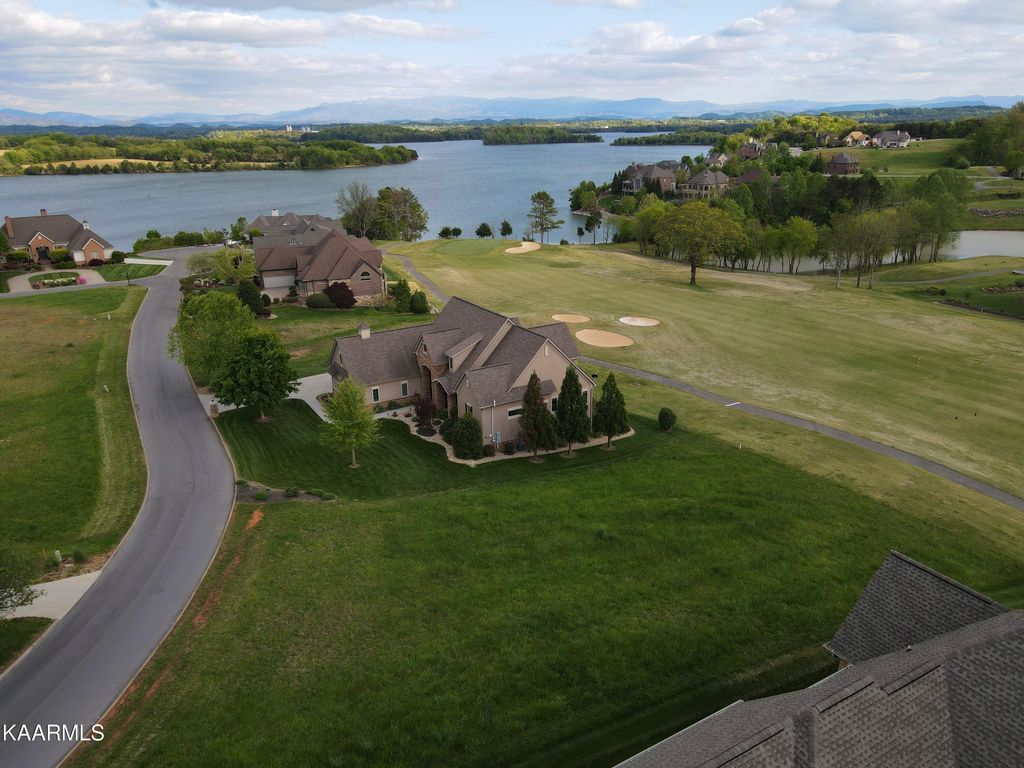 Photo of 130 Blue Jay Ave, Vonore, TN 37885 (MLS # 1216677)