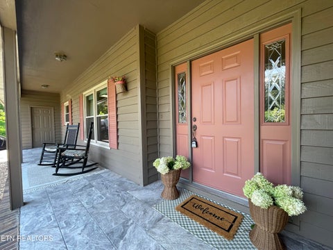 Tiny photo for 103 Farmington Place, Clinton, TN 37716 (MLS # 1355796)