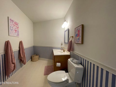 Tiny photo for 103 Farmington Place, Clinton, TN 37716 (MLS # 1355796)