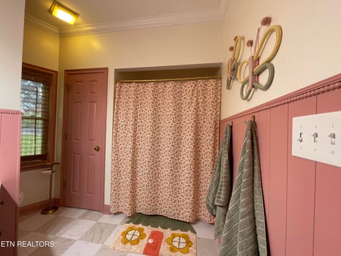 Tiny photo for 103 Farmington Place, Clinton, TN 37716 (MLS # 1355796)
