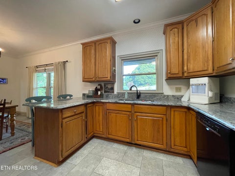 Tiny photo for 103 Farmington Place, Clinton, TN 37716 (MLS # 1355796)