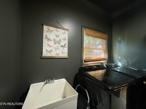 Tiny photo for 103 Farmington Place, Clinton, TN 37716 (MLS # 1355796)