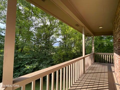 Tiny photo for 103 Farmington Place, Clinton, TN 37716 (MLS # 1355796)