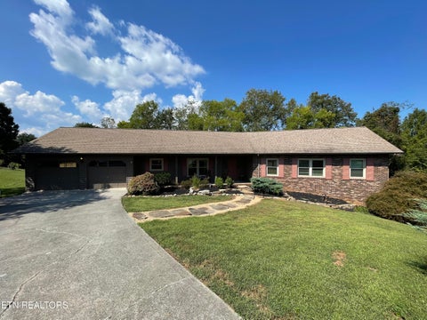 Photo of 103 Farmington Place, Clinton, TN 37716 (MLS # 1355796)