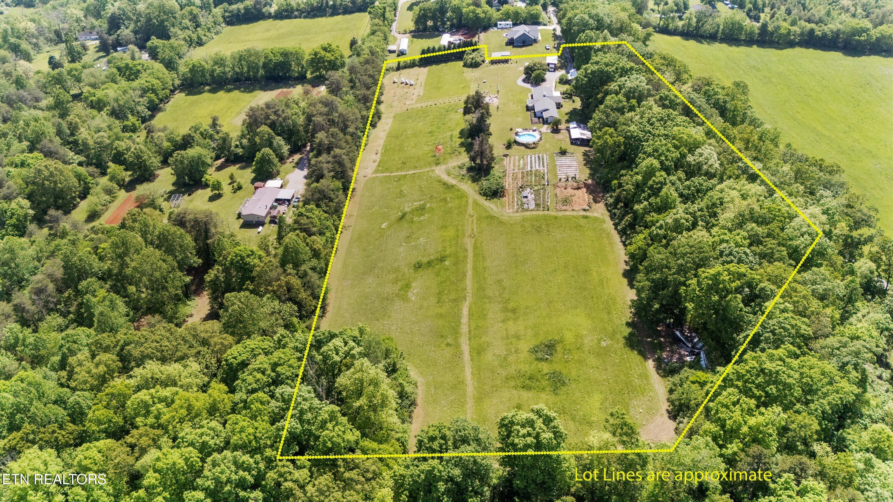 2412 Grey Ridge Rd