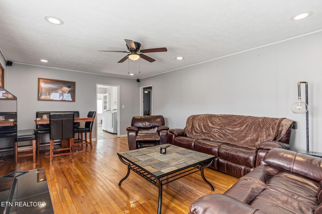 Photo of 131 Eleanor Davis Drive, Maryville, TN 37804 (MLS # 1329573)