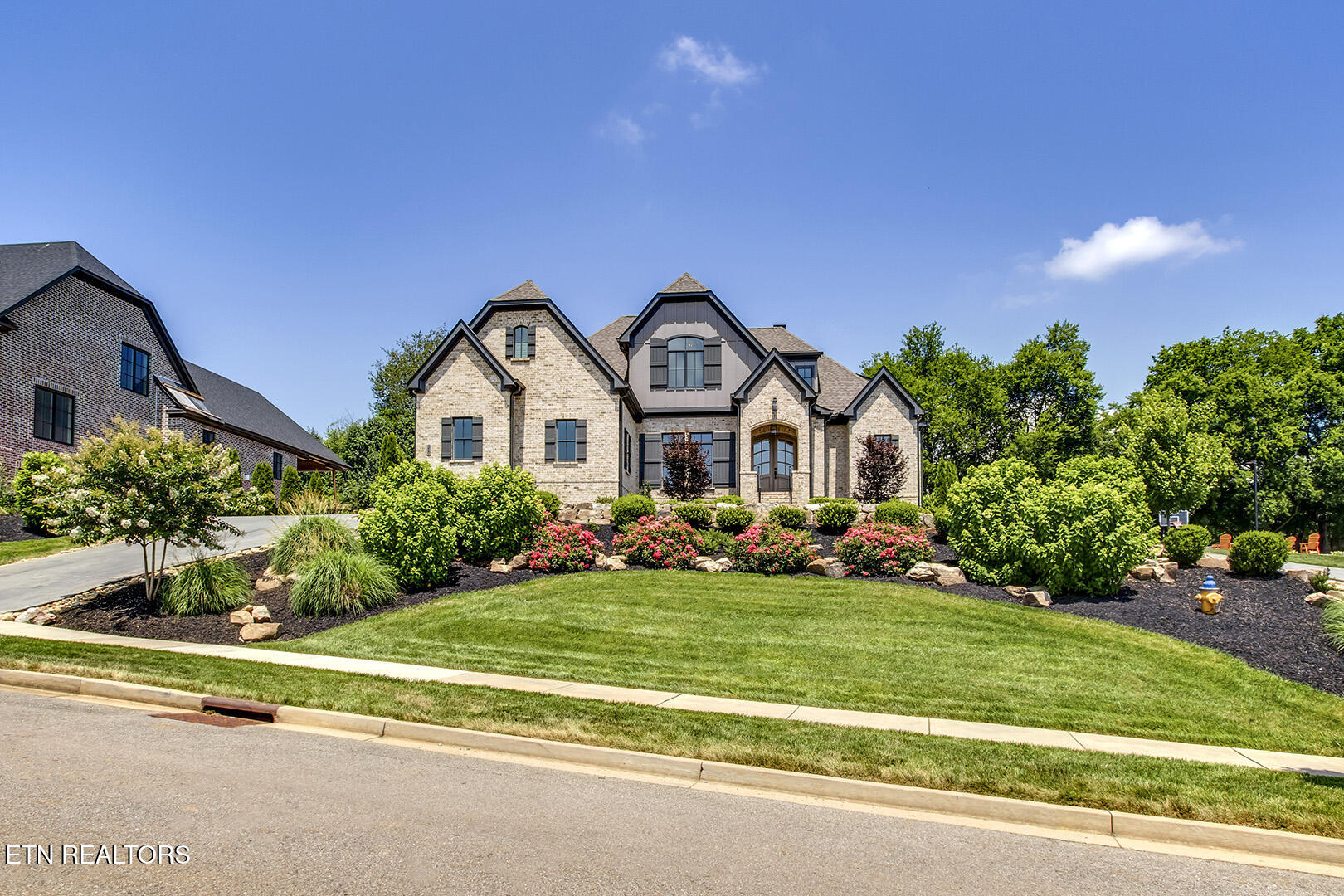 317 Barnsley Rd