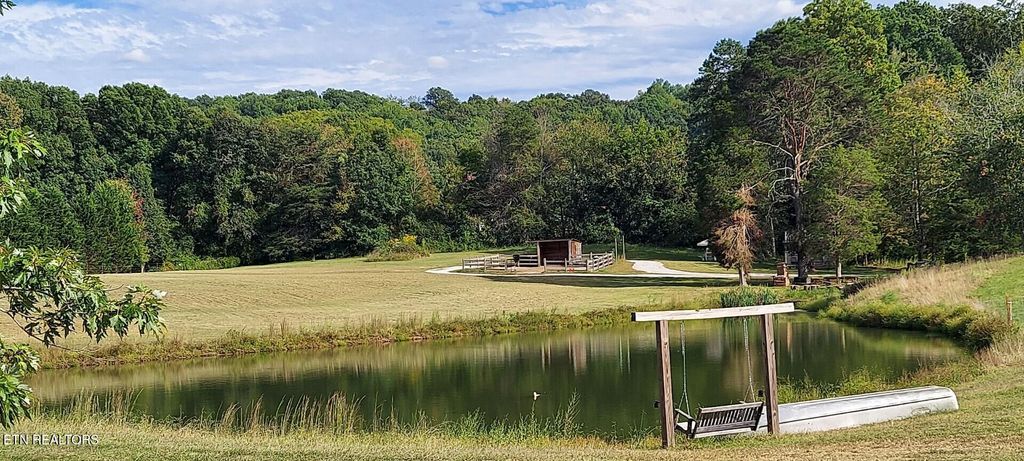 Photo of 340 Vernie Lee Rd, Friendsville, TN 37737 (MLS # 1287358)